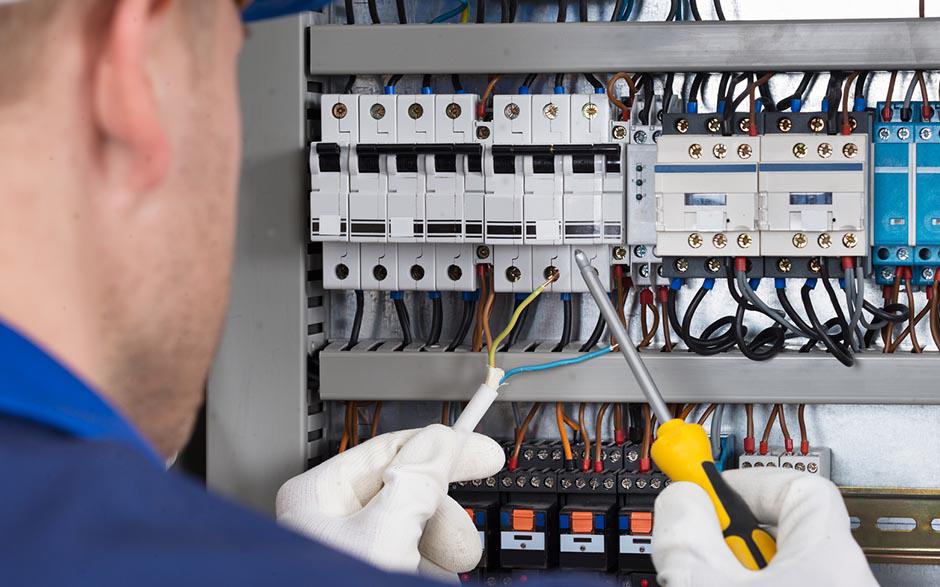 tarif d'un électricien Paris 3
