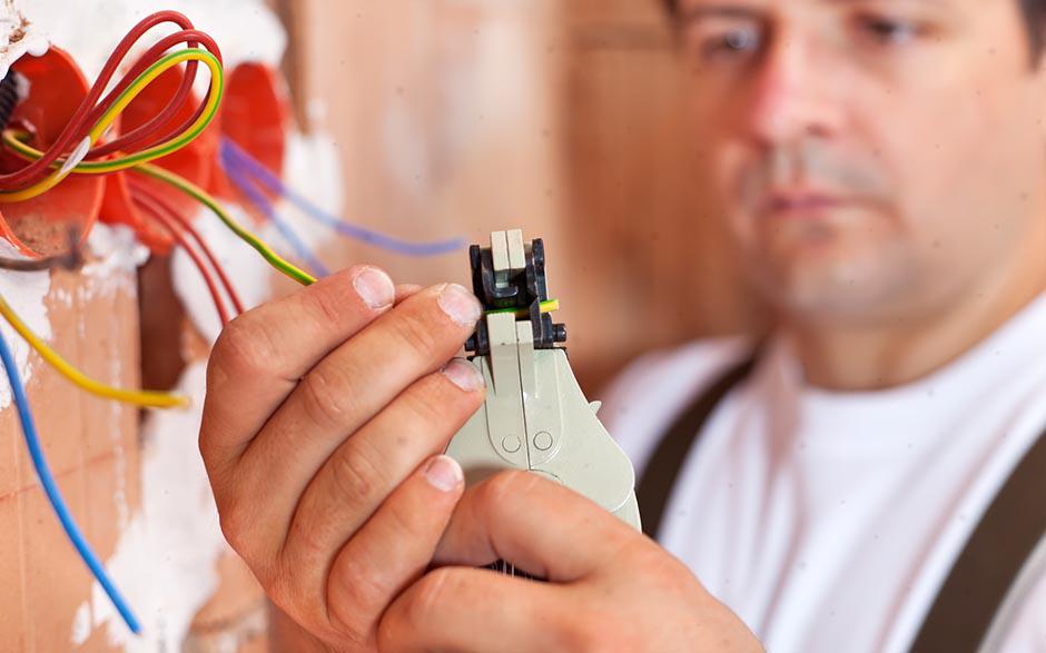 tarif horaire d'un électricien Maisons-Alfort